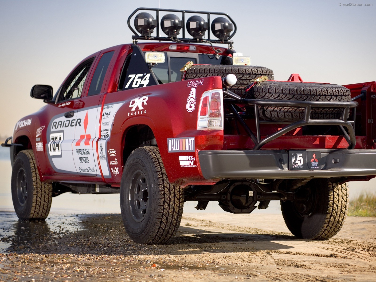 Mitsubishi Baja Raider
